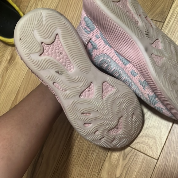 Selling me old sneakers - Picture 5 of 5